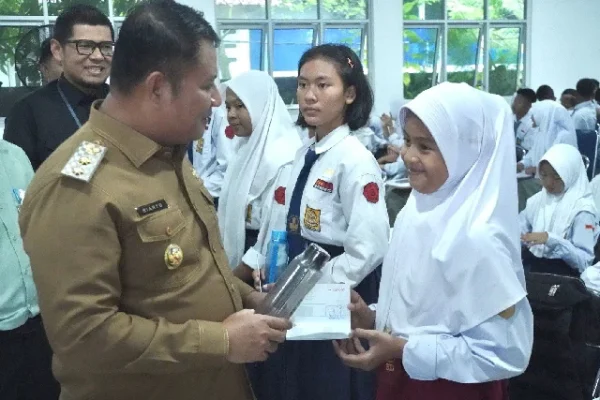 Wakil Bupati Medan Gerakkan Menabung Sejak Dini Untuk Pelajar, Masyarakat Menabung Perkuat Ekonomi Daerah